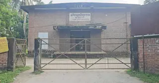 কিশোরগঞ্জে পূজার চালে ‘সিন্ডিকেটের থাবা’